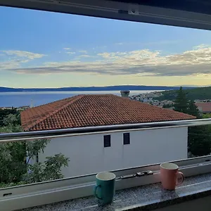 https://apartments-casper.primorje-gorskikotar.com